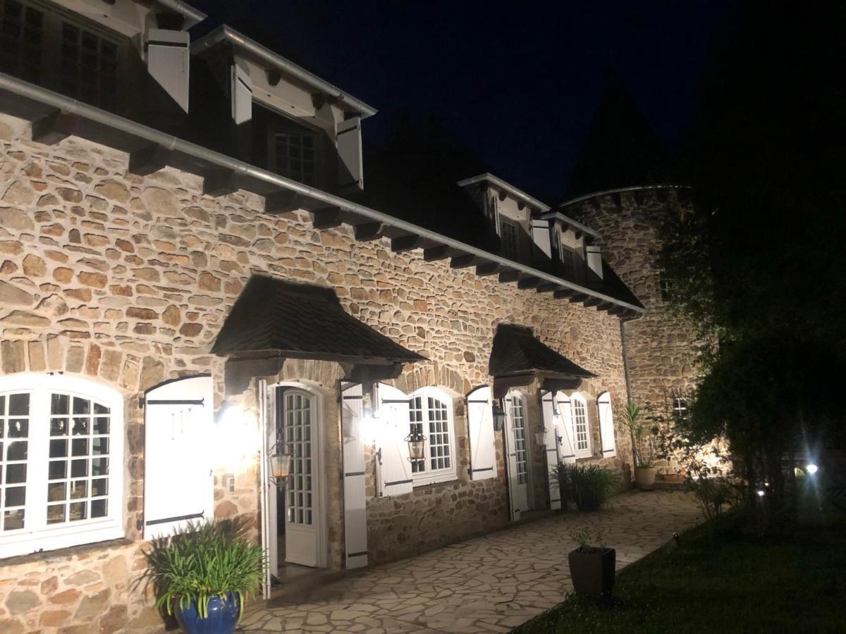 Manoir De Chantemerle Sainte-Fortunade Exterior photo